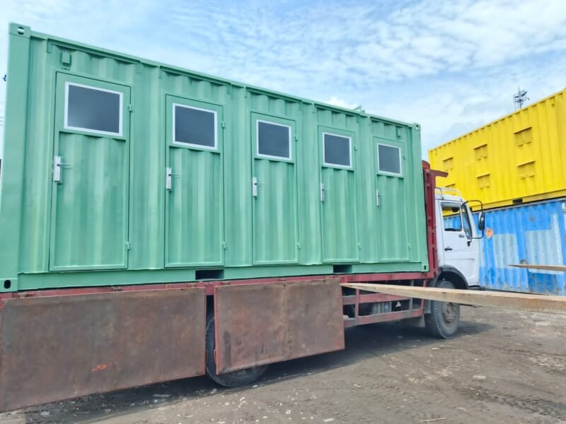 Oplus_0 Toilet Container 20ft